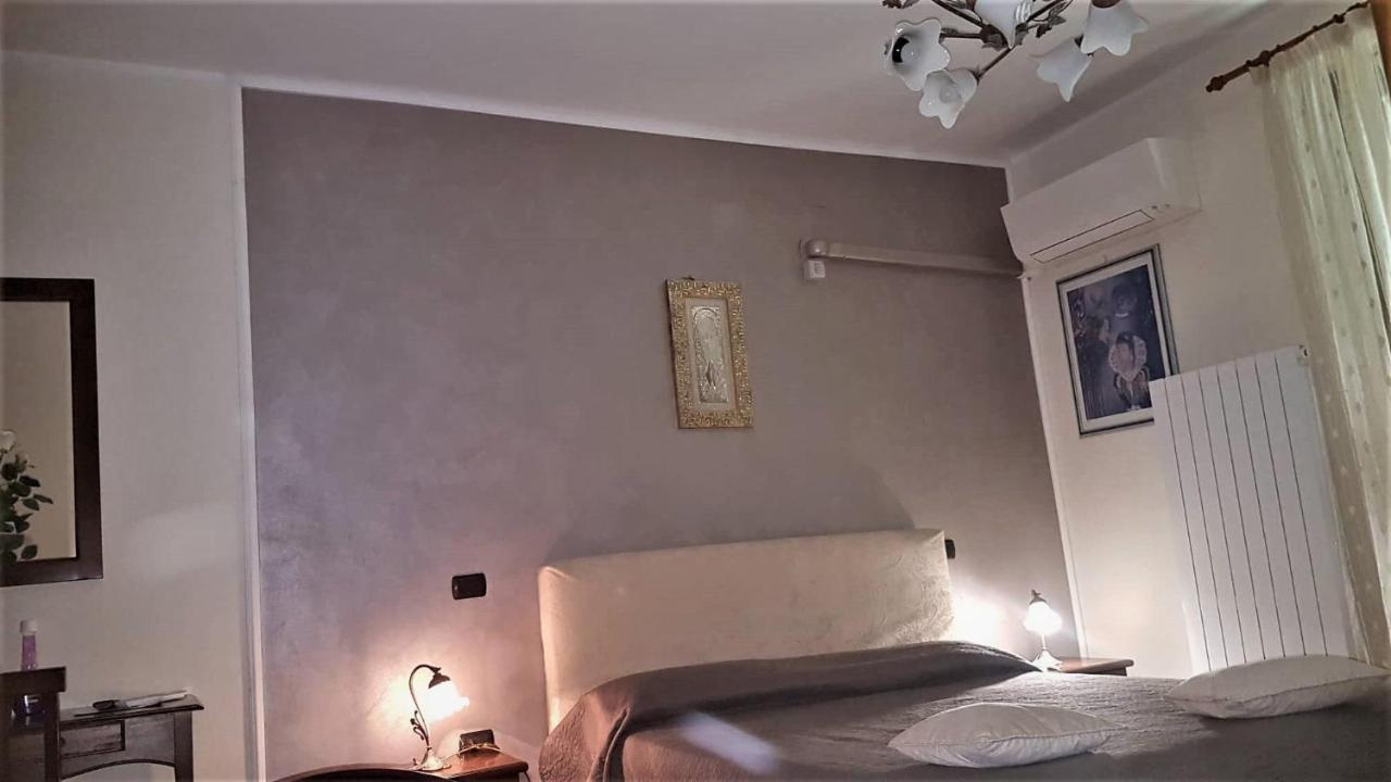 Bed and Breakfast Elisa House Foligno Exteriér fotografie